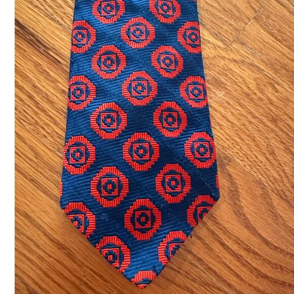 Vintage Polyester Red and Blue Tie Wright's Carolina's Leading Clothiers - Picture 2 of 5